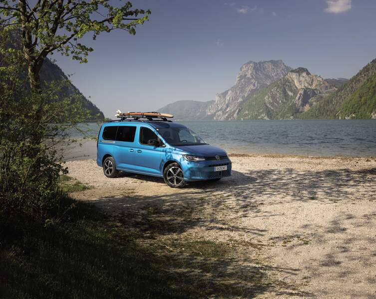 vw-caddy_Maxi_california.jpeg