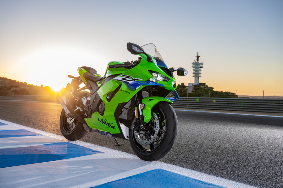 Ninja ZX-10R MY26.jpg