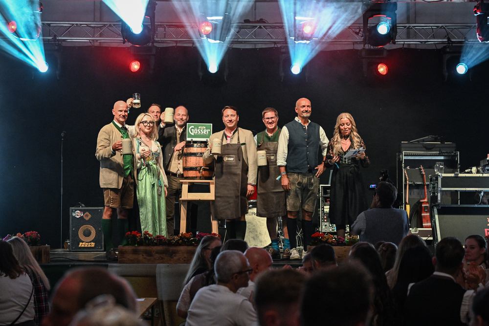 Wels im Volksfestfieber: Gelungener Auftakt bei der Probebeleuchtung